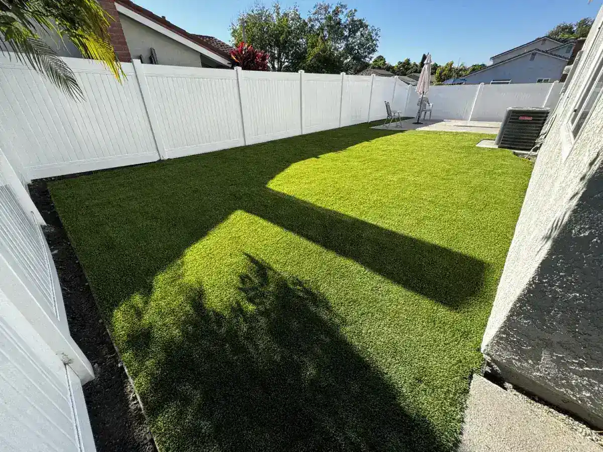 Synthetic grass backyard Orange County CA installed by Lifetime Outdoor Living.